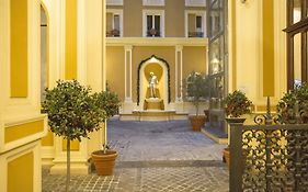 Inn Rome Rooms & Suites